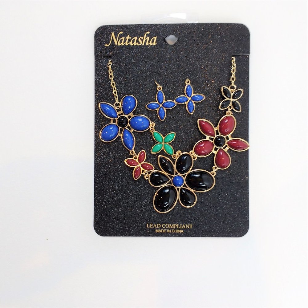 Natasha Flower Necklace and Dangle Earrings